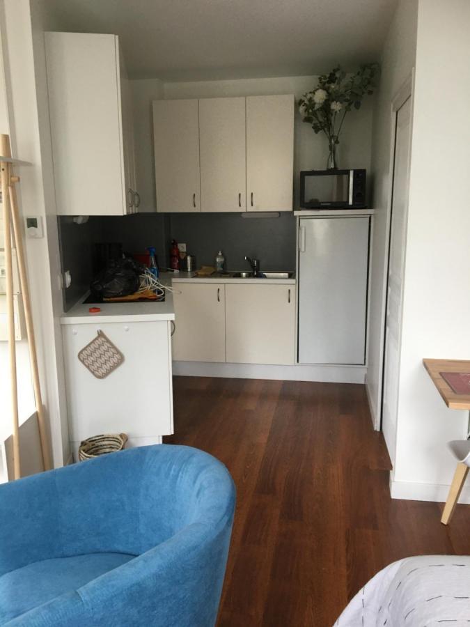 Studio Balcon De La Place 디난 외부 사진